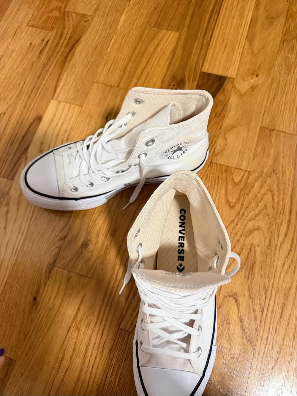 Converse canvas design lightweight